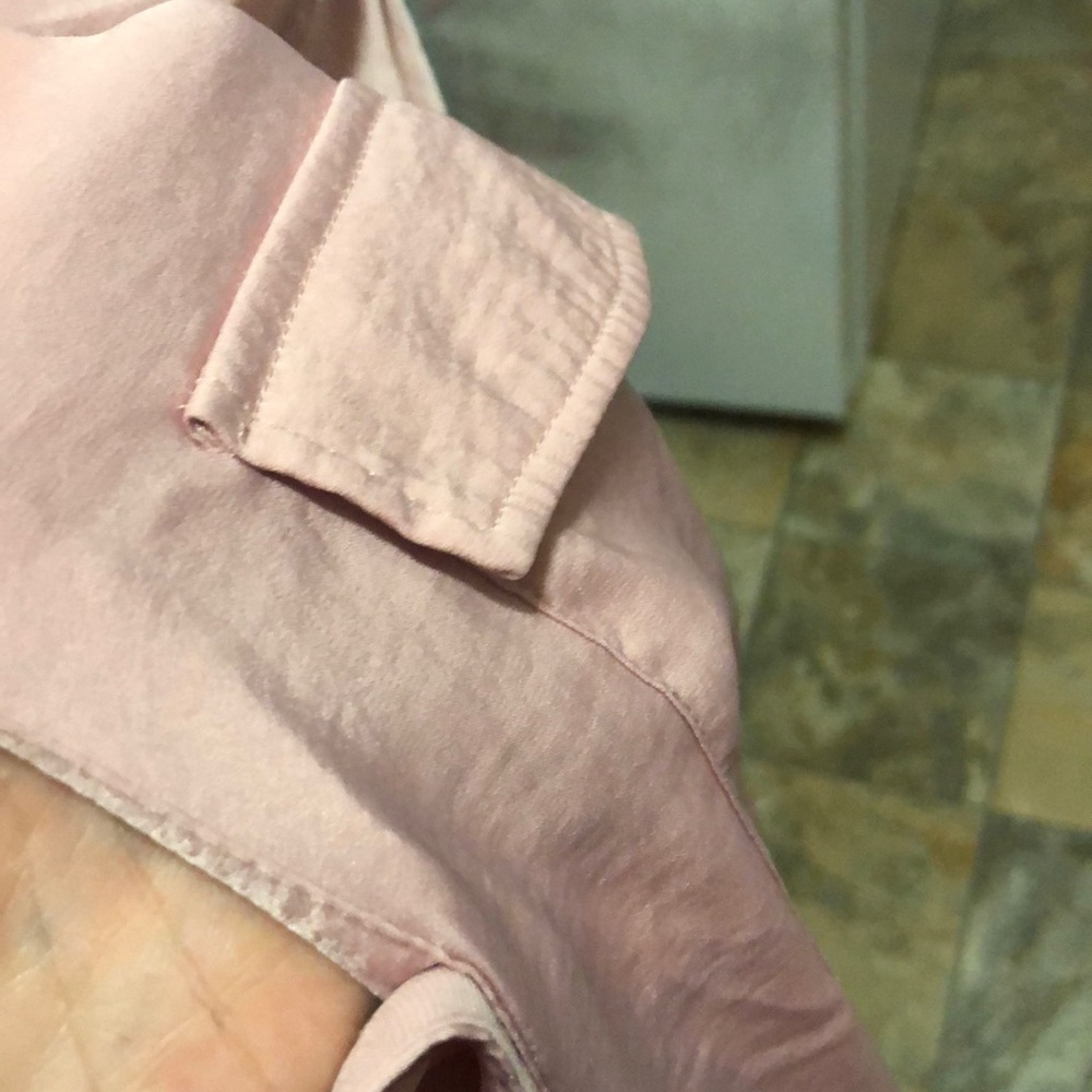 Pink button down blouse - Picture 3 of 3